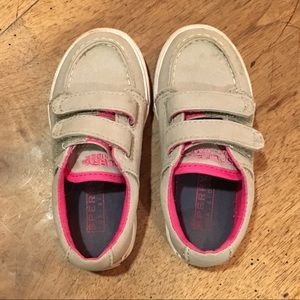 Sperry Canvas Hallie H&L Velcro Shoes